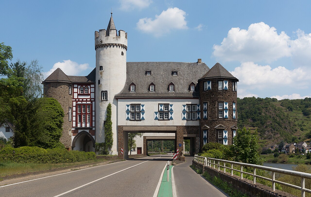 Gondorf, der Oberburg Dm foto8 2017-06-01 12.53